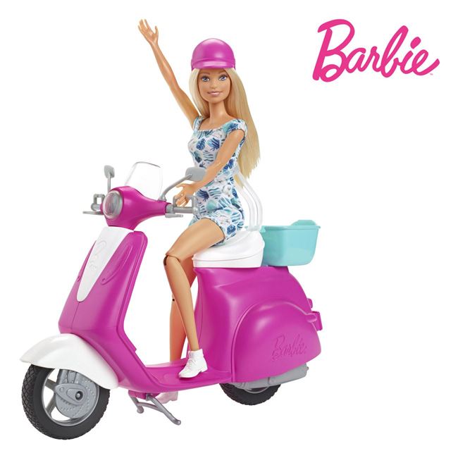 Barbie baba robogóval - Mattel